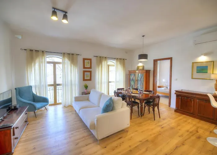 Large And Comfortable 2-Bedroom Apartment In St. Julian\'S Dbri1-1