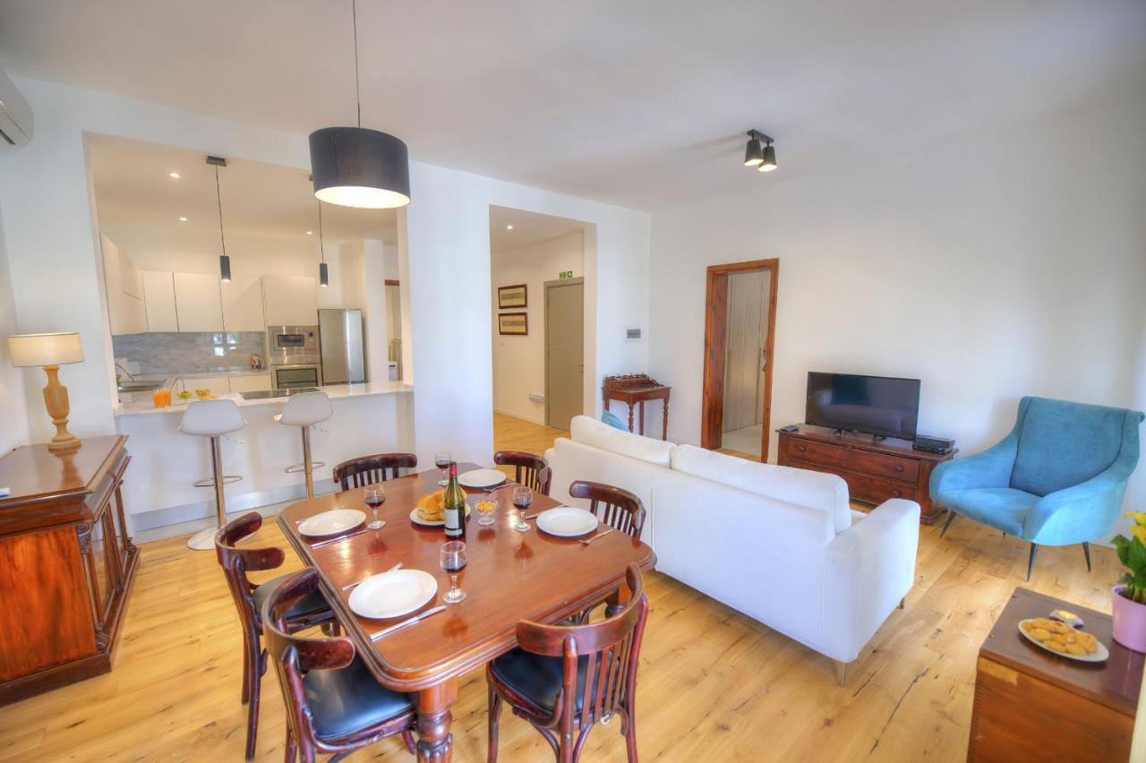 Large And Comfortable 2-bedroom In Dbri1-1 Apartment *